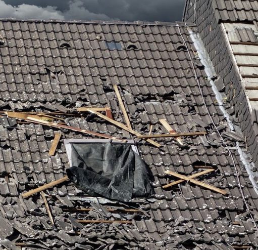 EIGHT SIGNS YOU SHOULD PRIORITIZE ROOF REPAIRS
